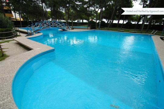 Residence Cristallo - Sabbiadoro Lignano Sabbiadoro Luaran gambar