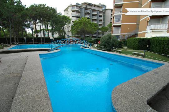 Residence Cristallo - Sabbiadoro Lignano Sabbiadoro Luaran gambar